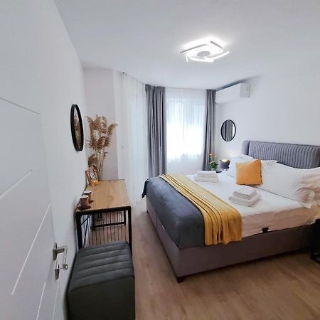 Nova City Apartments Varna Exteriör bild